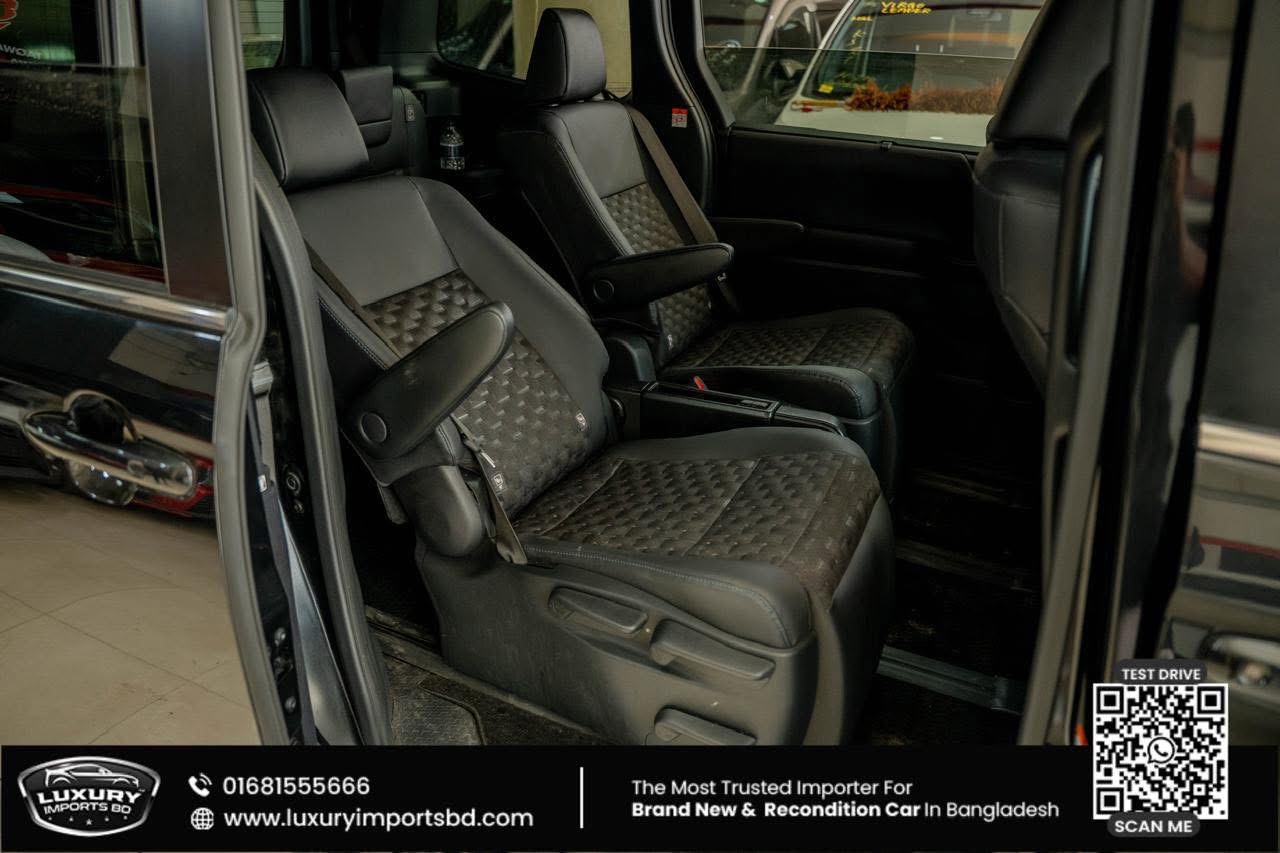 TOYOTA VOXY 2023 HYBRID